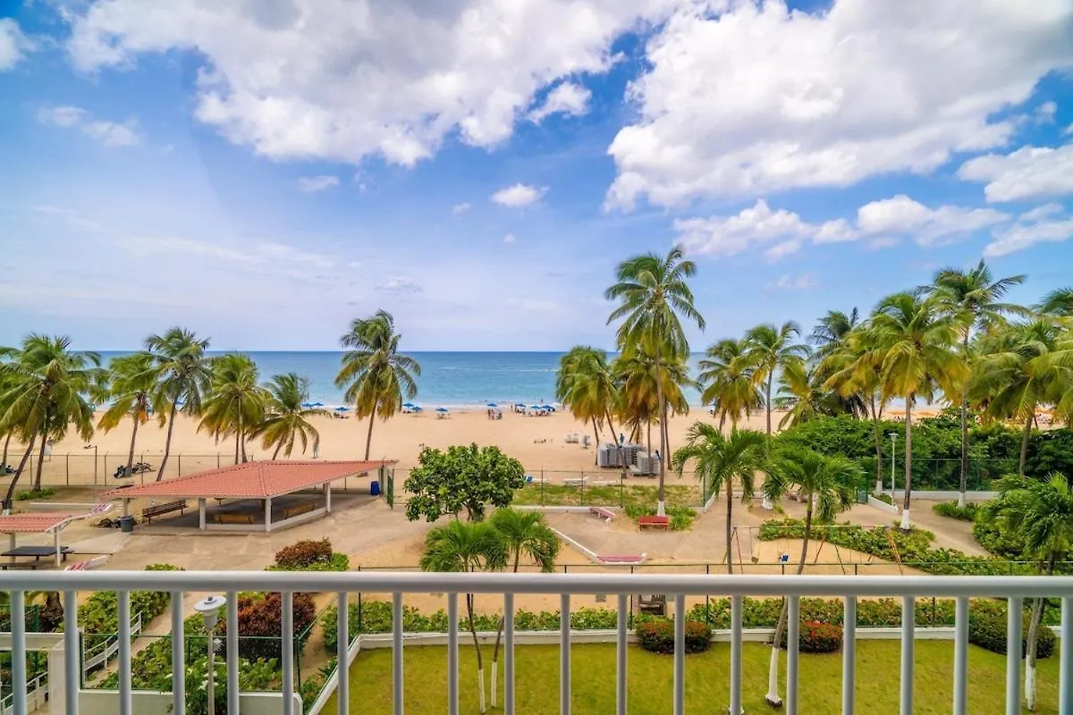 Family Beach Getaway- Isla Verde Paradise location