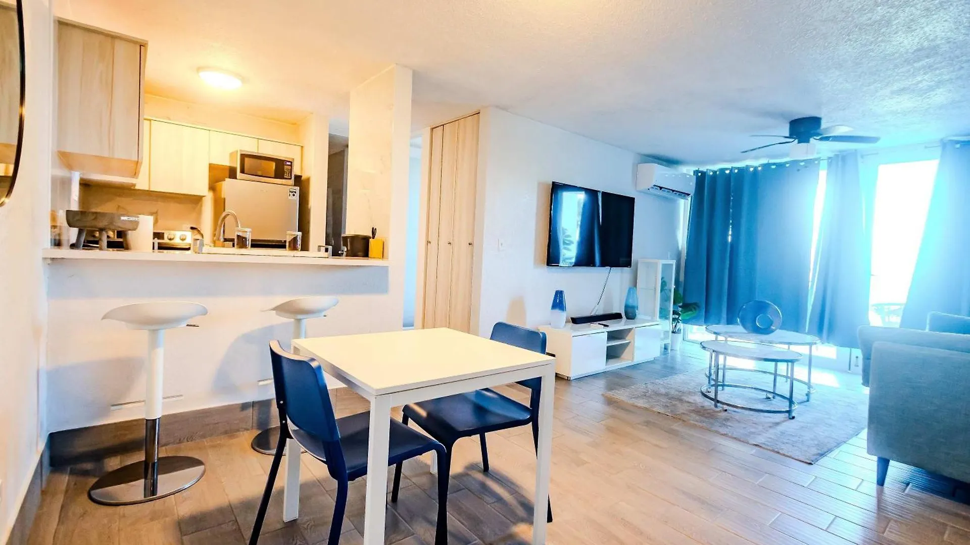 Family Beach Getaway- Isla Verde Paradise San Juan Apartment